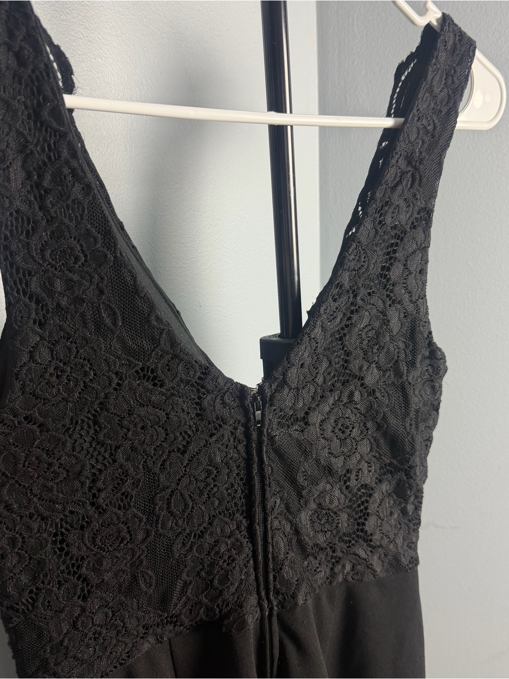 Mi Ami Black Lace top Bodice Sleeveless Jumpsuit Wide Leg Pant size medium - Picture 10 of 11